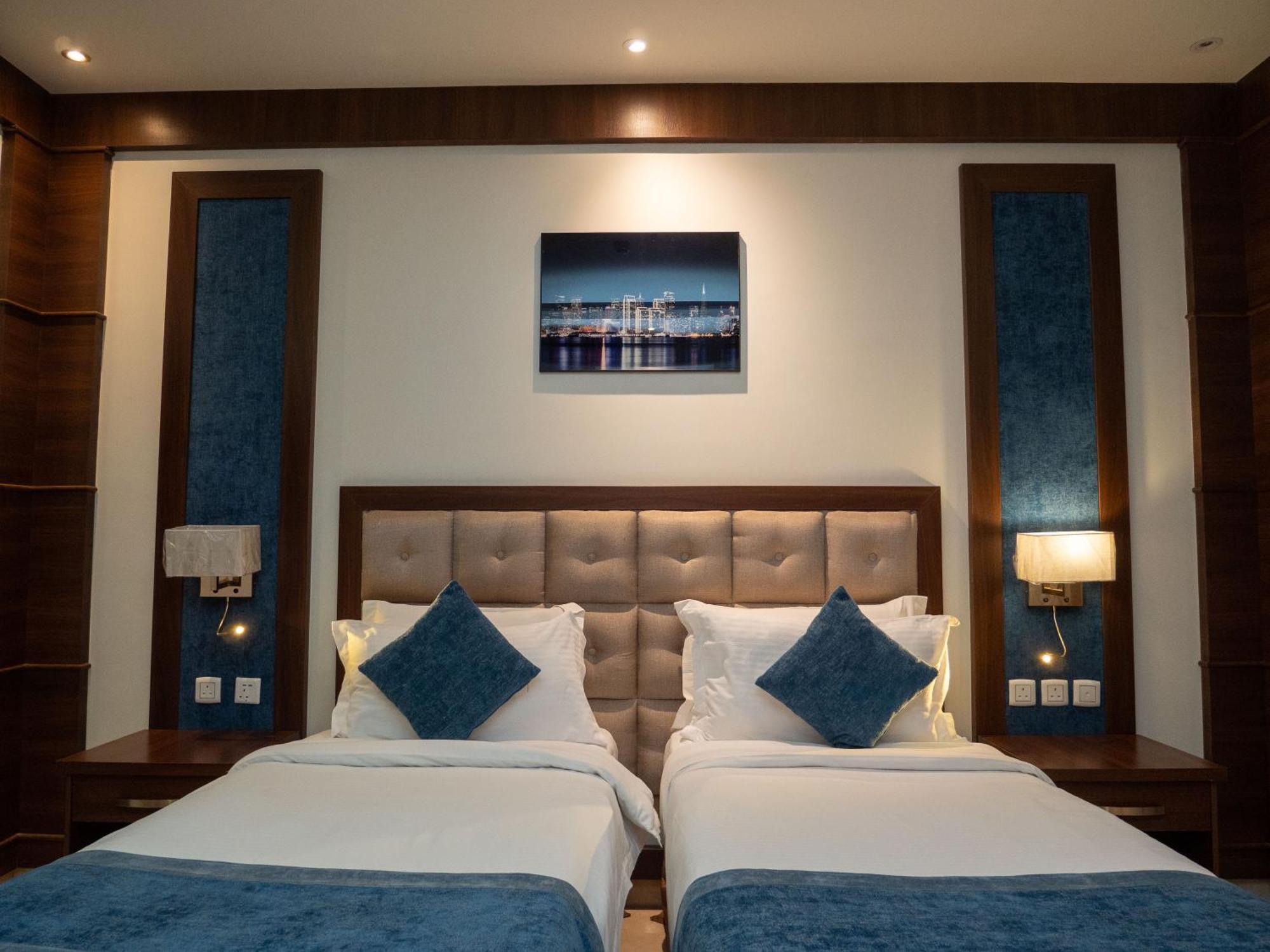 Innyar Hotel Riyadh Exterior photo
