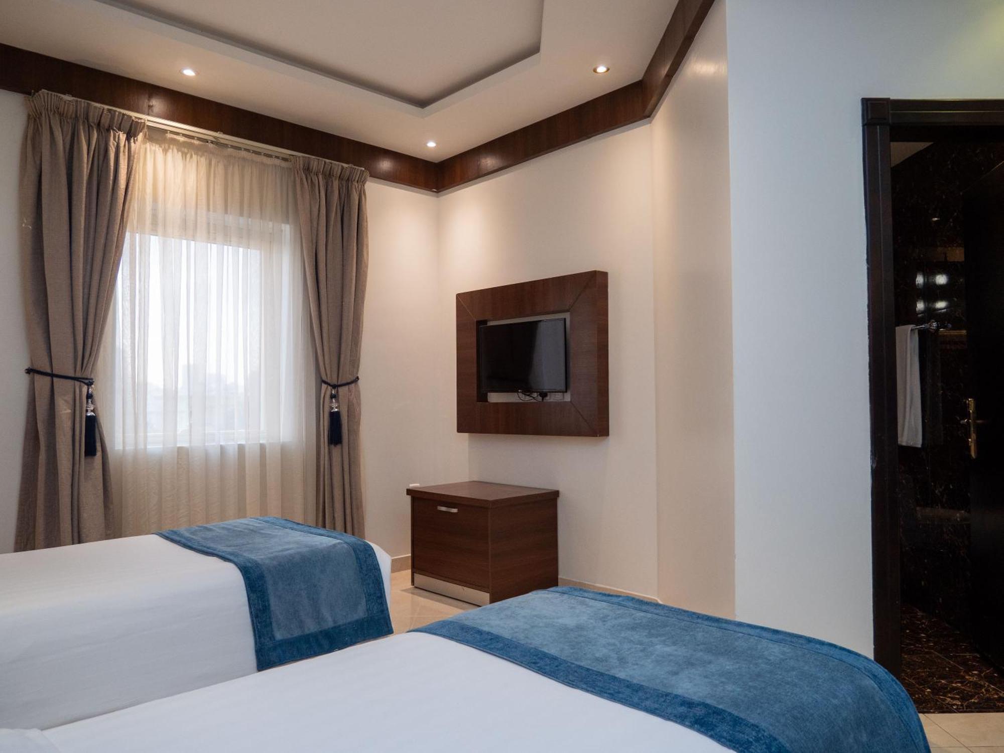 Innyar Hotel Riyadh Exterior photo