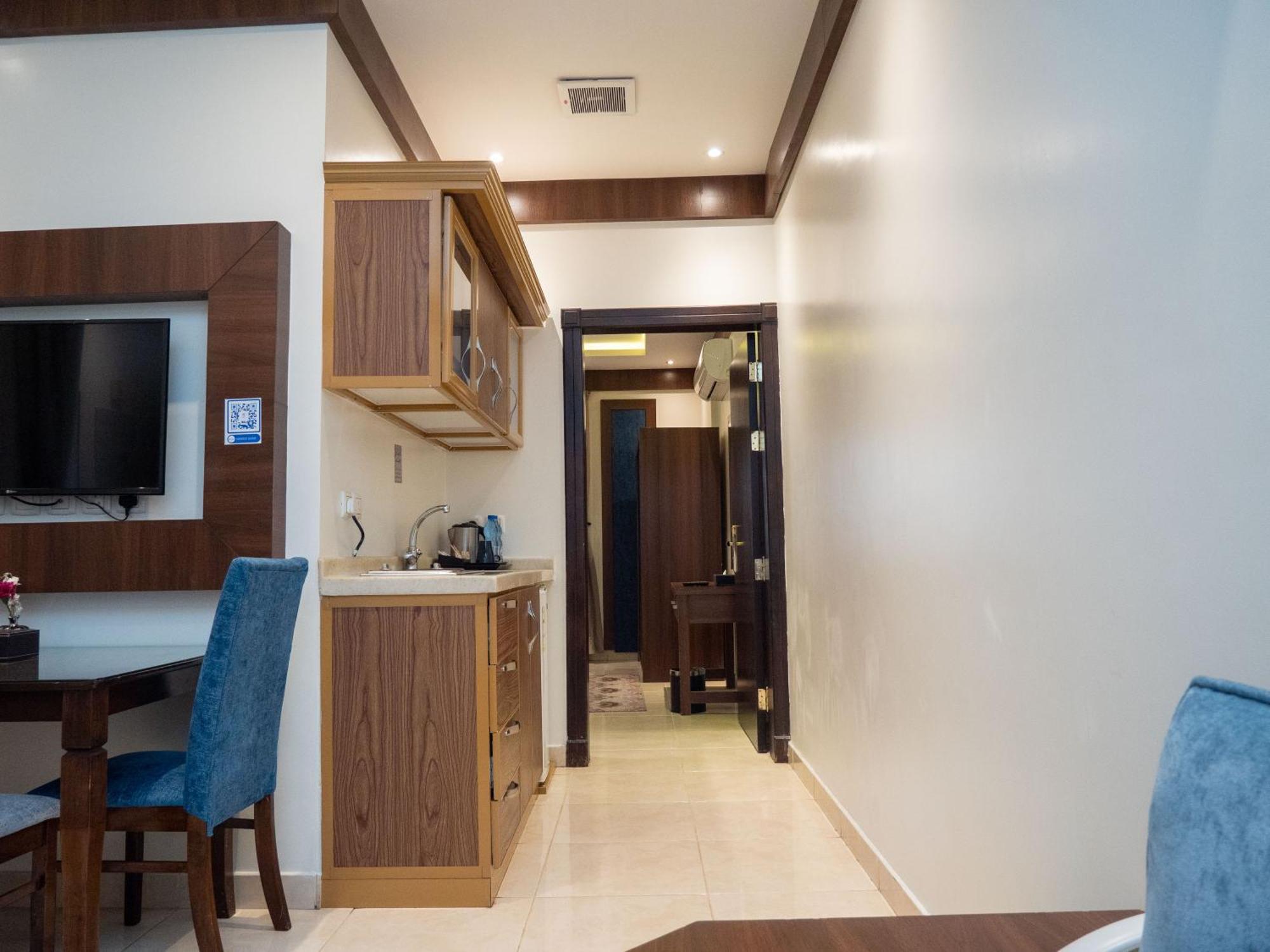 Innyar Hotel Riyadh Exterior photo